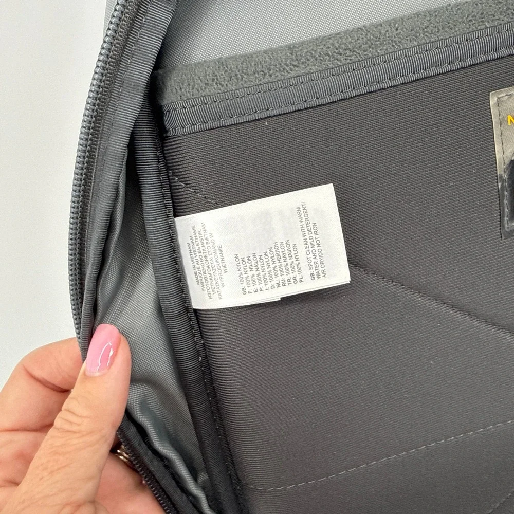 The North Face Surge Backpack Gray Black Pink FlexVent Laptop Bag Mens Womens